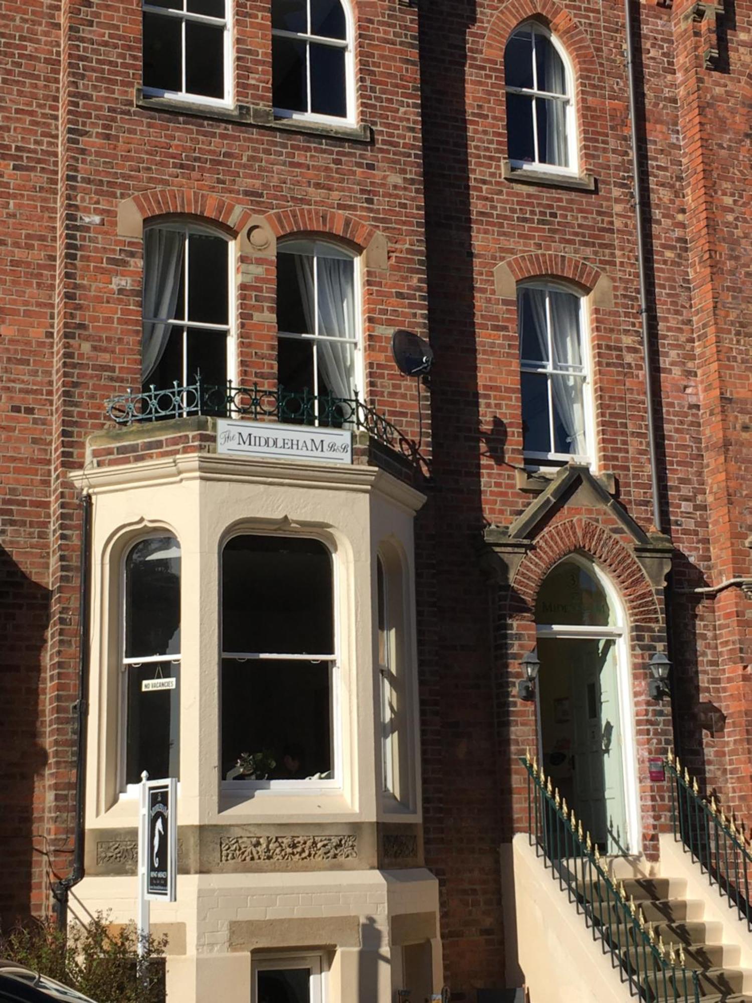 휫비 The Middleham B&B 외부 사진